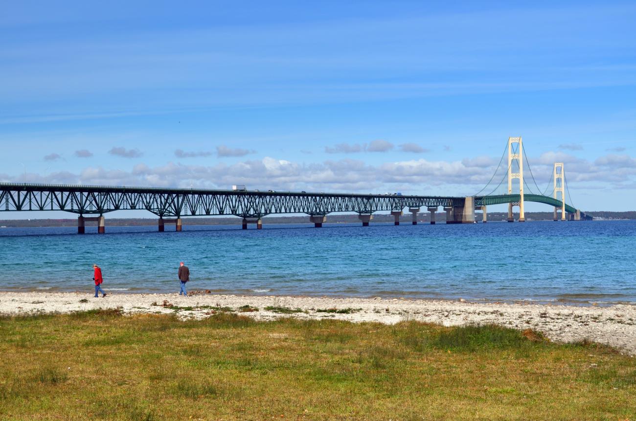 Mackinac Straits Area , 'Bridging' Past and Present Fisheries