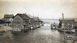 mackinawboatslelandlhm_1.jpg